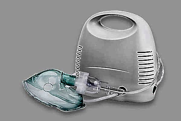 Inhalationsgerät mit Maske