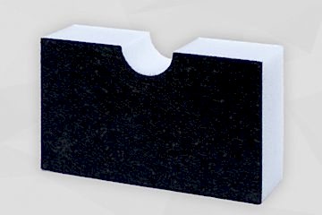 Weiße Polyestervliesplatte mit schwarzer Vliesberfläche