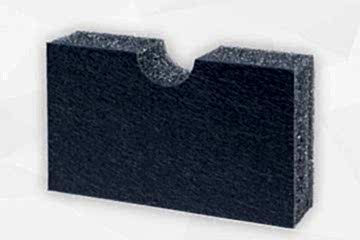 Dunkelgraue Akustikplatte stehend mit grauer Vliesoberfläche