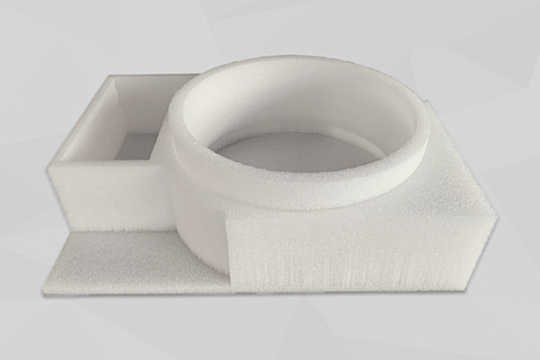 Beyaz ambalaj köpüğü