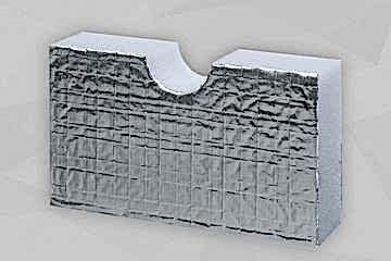 Hellgraue Schaumstoffplatte mit Aluminiumoberfläche