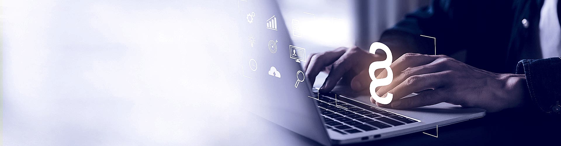 Computer mit Paragraph Symbol davor